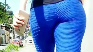 Loira gostosa indo malhar de leg azul Nice enormous booty blonde