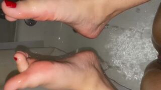 My Small Feet taking a Shower Wet Foot Worship Foot Chunky Vagina Bizarre