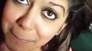 desi expressive indian gives a sweet oral sex