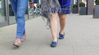 Old Lady in blue skirt shopping nude pantyhose upskirt oops