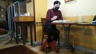 Crossed legs cums in a cafe