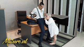 Cougar Midget Sara 1 Gets Hammered In The Air By Toy Husband Cris Angelo