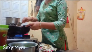 Horny ex-wife poked while cooking