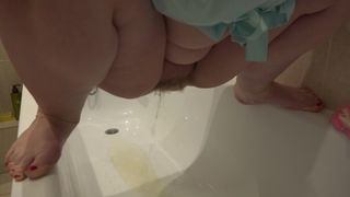 Urine in the Bathroom Mature BBW with Hairy Pussy