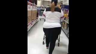 Jumbo White MILF Booty (MUST SEE) Candid Walmart