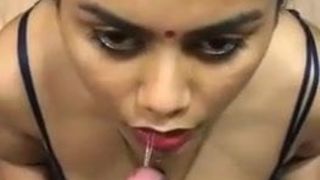 Find More - Blow Job - Cute Face Indian Bhabhi with Nice Bra
