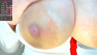 45 year old camwhore MILF proves she still got great tits