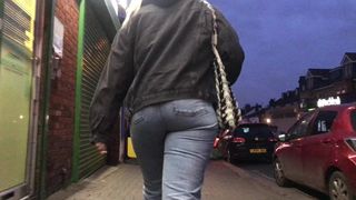 Thick juicy ass british booty in jeans