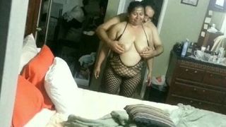 MI HOT WIFE