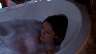 Kelly Brook: Sexy Bath Girl - Smallville